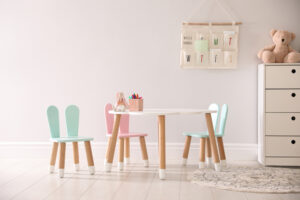 Tavoli e sedie per bambine